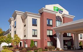 Holiday Inn Express Hotel & Suites Manchester Airport